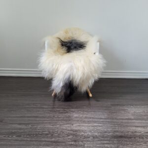 Icelandic Sheepskin Rug | 30 × 50 in | Item 150