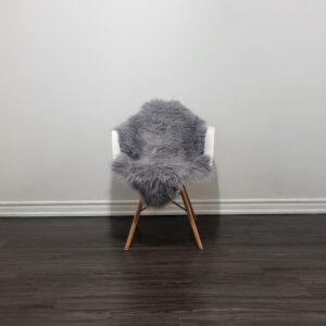 Icelandic Sheepskin Rug | 26 × 40 in | C316