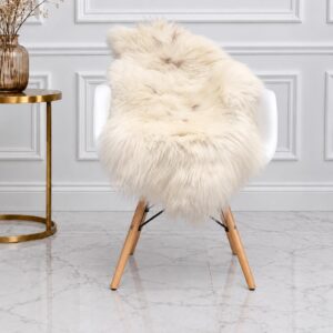 Icelandic Sheepskin Rug, Soft Long Wool #C797